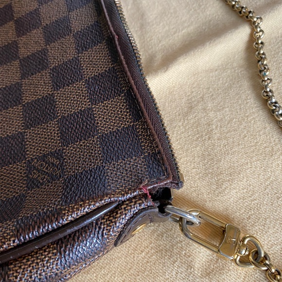 Louis Vuitton Damier Ebene Eva Clutch - Picture 6 of 15